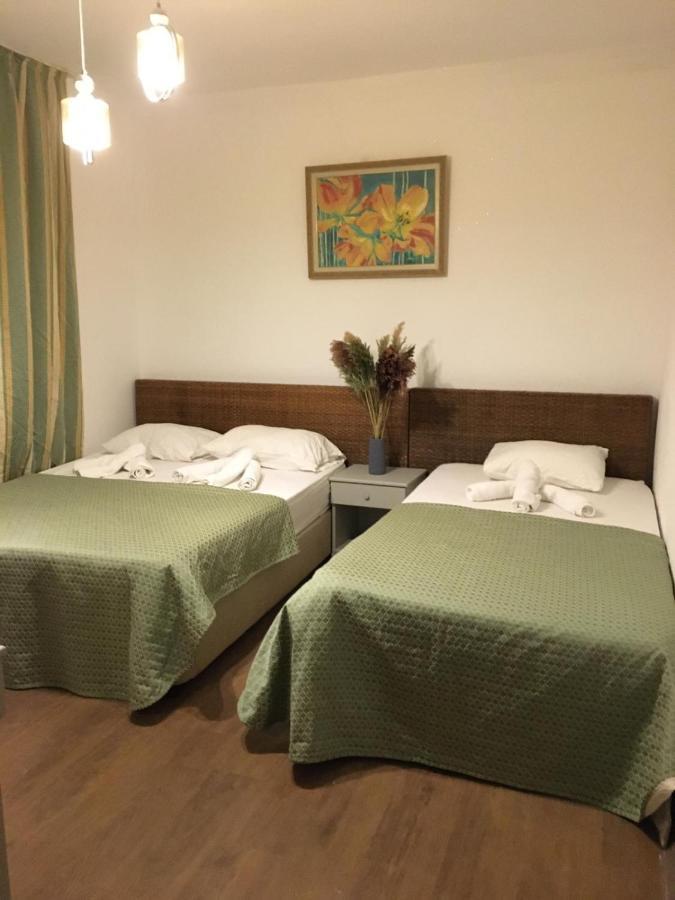 בלדיבי Mert Apart Hotel מראה חיצוני תמונה